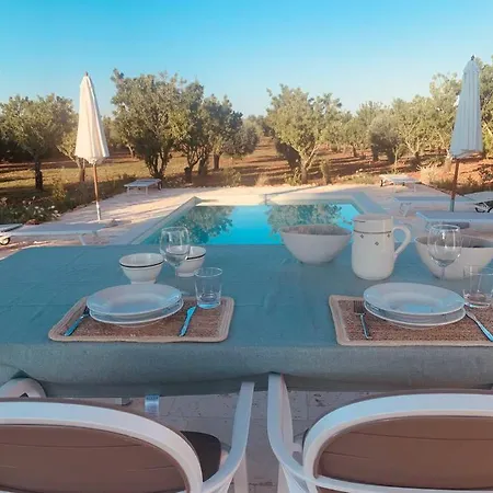 Villa Tenuta Tre Marie, Di Pregio Con Piscina A Ostuni