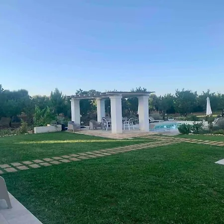 Tenuta Tre Marie, Di Pregio Con Piscina A Villa Ostuni