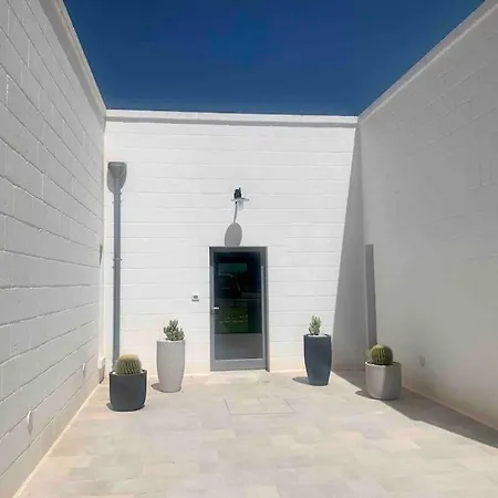 Tenuta Tre Marie, Di Pregio Con Piscina A Ostuni