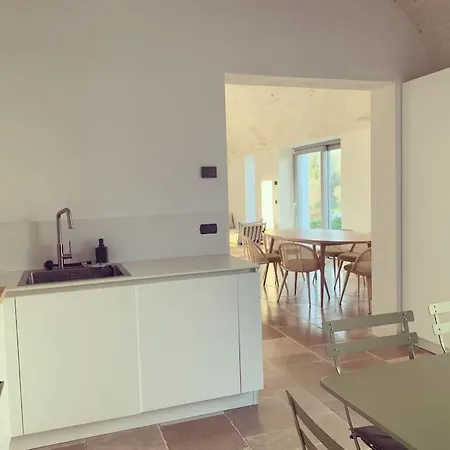 Villa Tenuta Tre Marie, Di Pregio Con Piscina A Ostuni