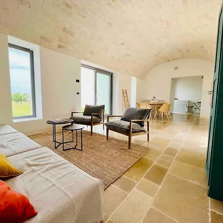 Villa Tenuta Tre Marie, Di Pregio Con Piscina A Ostuni